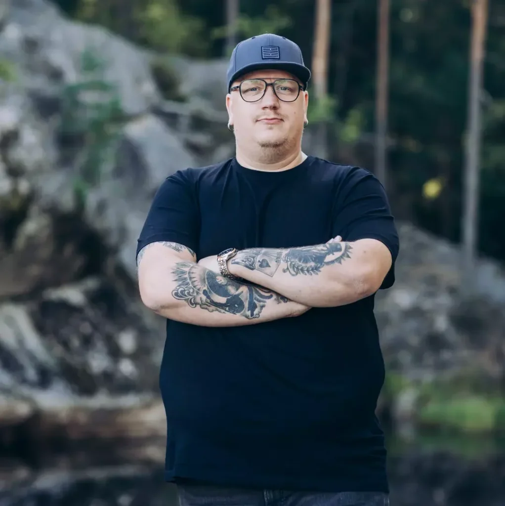 Arttu Wiskari pituus – Kuinka pitkä hän oikeasti on?