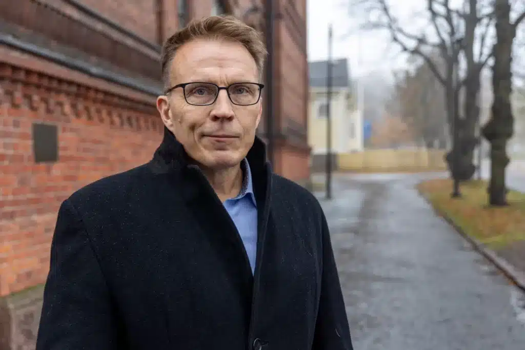 Jukka Kopra sotilasarvo ja poliittinen ura